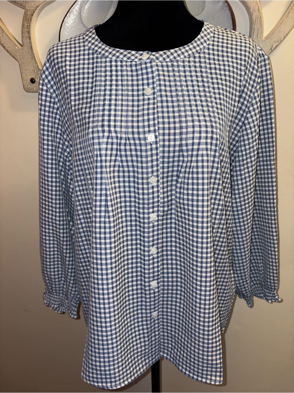 Zac & Rachel Blue & White Gingham Pintuck Button Down Blouse Size Medium
